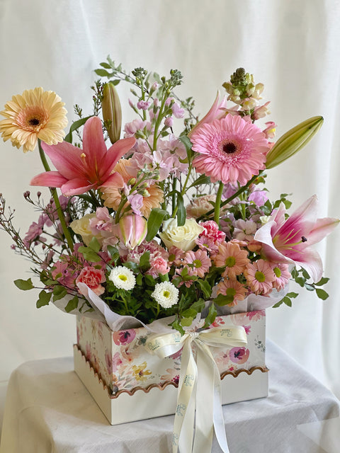Elegant Table Arrangement